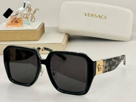 Picture of Versace Sunglasses _SKUfw56615204fw